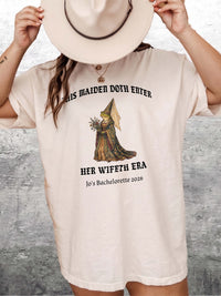 RodyThread Custom Medieval Frog Bachelorette Shirt for Bride Squad Goblincore Ren Faire Aesthetic Graphic Tee. Funny Wifeth Era Vintage Oversized T-Shirt Feral Bride Last Knight Out Meme Bachelorette Party Top Idea