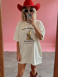 RodyThread Custom Medieval Frog Bachelorette Shirt for Bride Squad Goblincore Ren Faire Aesthetic Graphic Tee. Funny Wifeth Era Vintage Oversized T-Shirt Feral Bride Last Knight Out Meme Bachelorette Party Top Idea