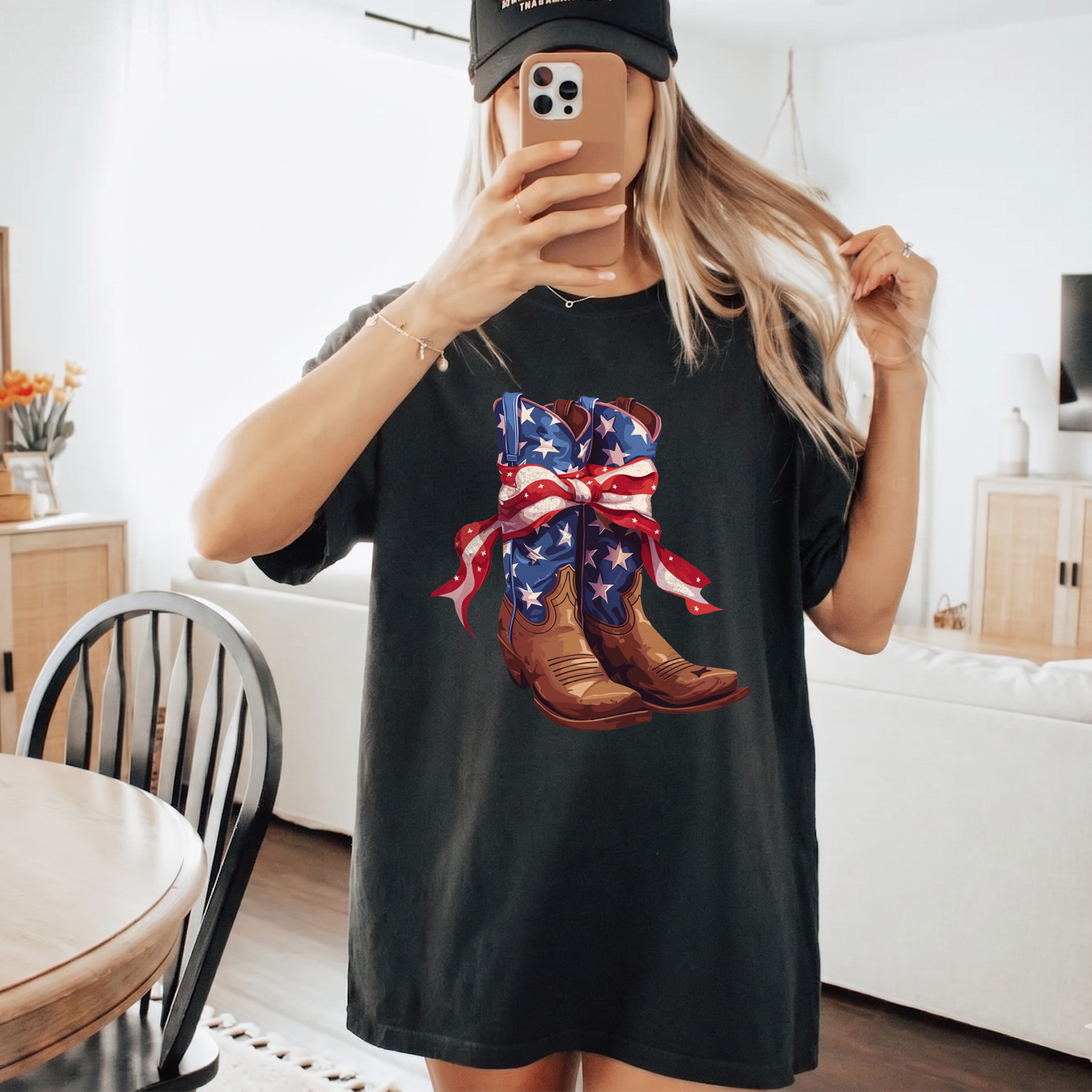 RodyThread Vintage Cowboy Boot Bow Graphic T-Shirt Patriotic 4th of July Western Cowgirl Oversized Tee American Flag Star Ribbon Boots Graphic Shirt Cute Country Music Concert Top Women American Flag Patriotic Cowboy Boots Graphic Tee