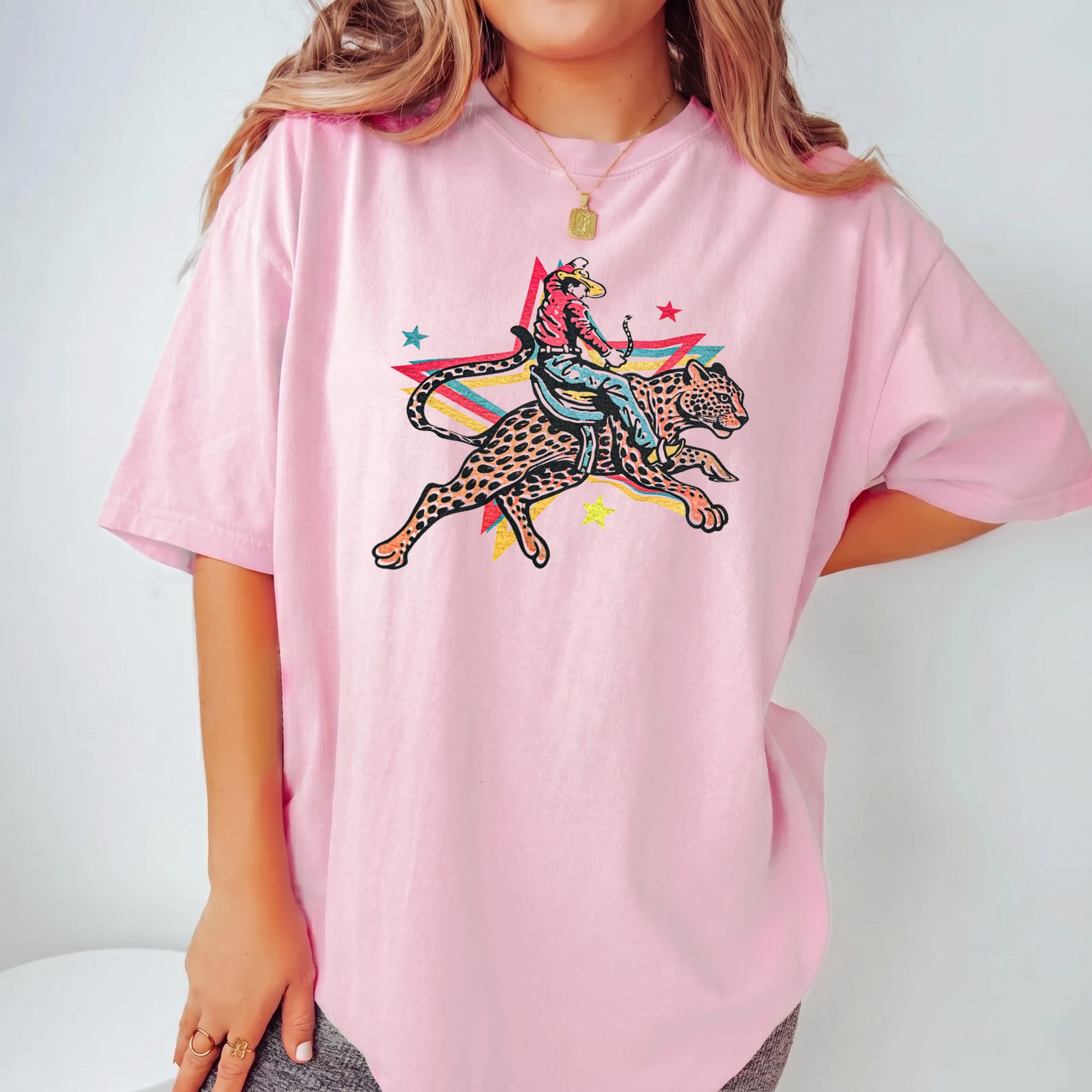 RodyThread Rodeo Leopard Wild Ride Oversized Graphic T-Shirt Women's Retro Western Country Music Festival Chic Cream Cotton Blend Vintage Cowgirl She's A Wild One Graphic Tee Trendy Summer Top Y2K Aesthetic Streetwear Leopard Print Outfit