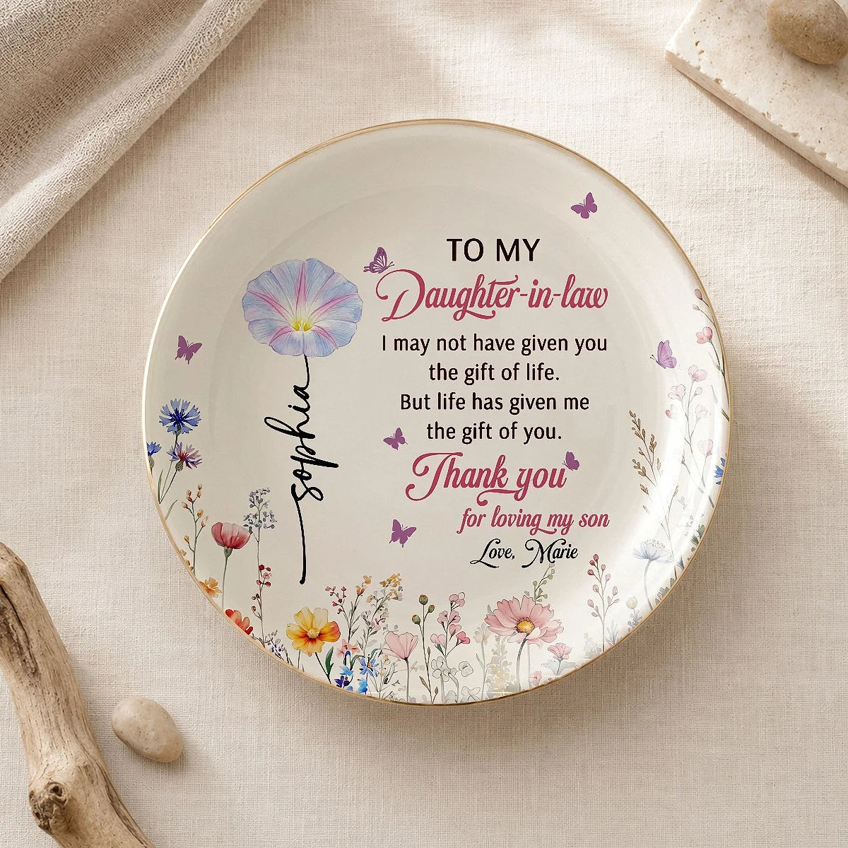 Close-up of Daughter-in-Law Gift Trinket Dish Sentimental Mother in Law Quote Jewelry Tray