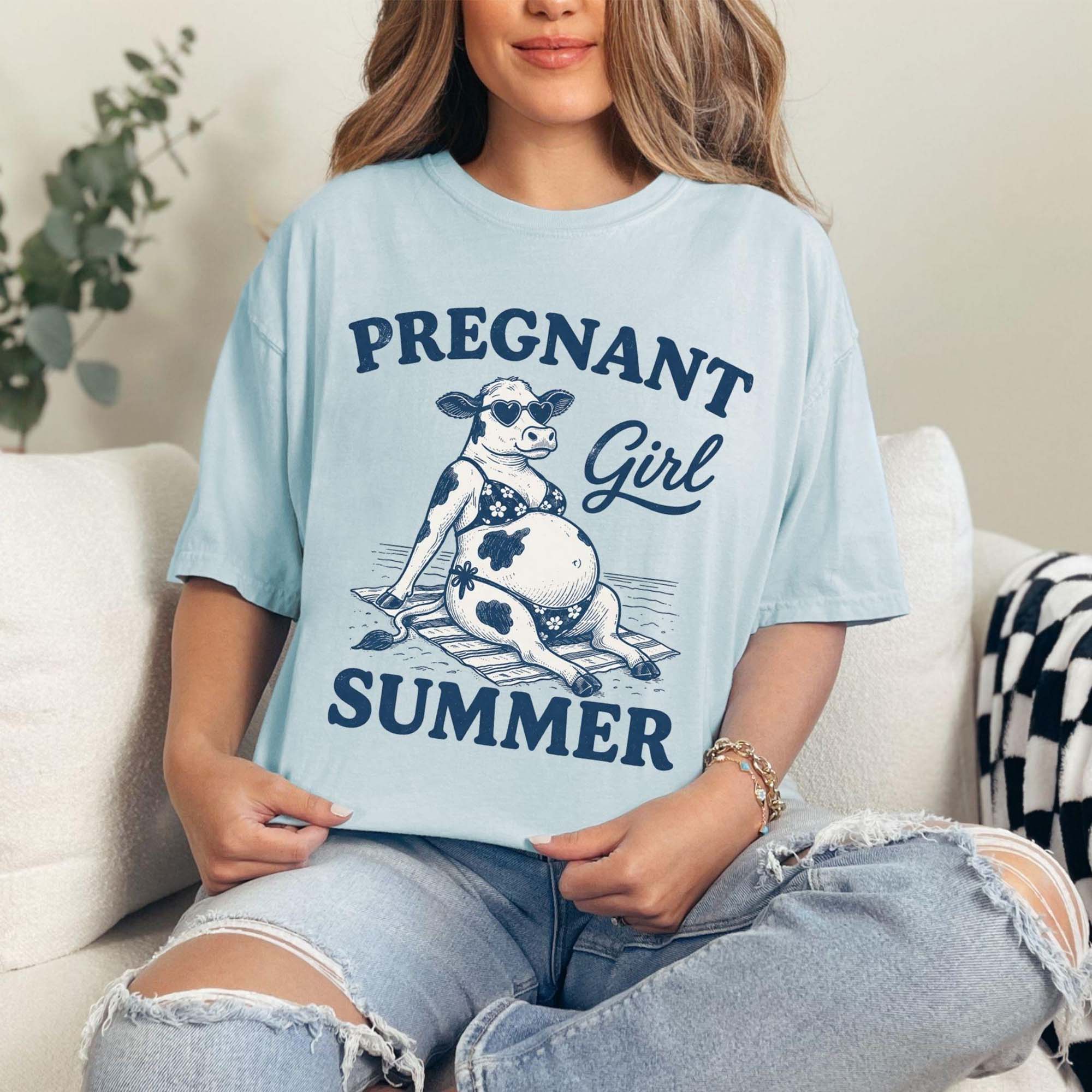 RodyThread Pregnant Girl Summer Funny Pregnancy Graphic T-Shirt Expecting Mothers Cute Western Farm Cow Aesthetic Light Pink Cotton Blend Maternity Summer Clothes Beach Vacation Casual Loose Fit Top Baby Shower Gift