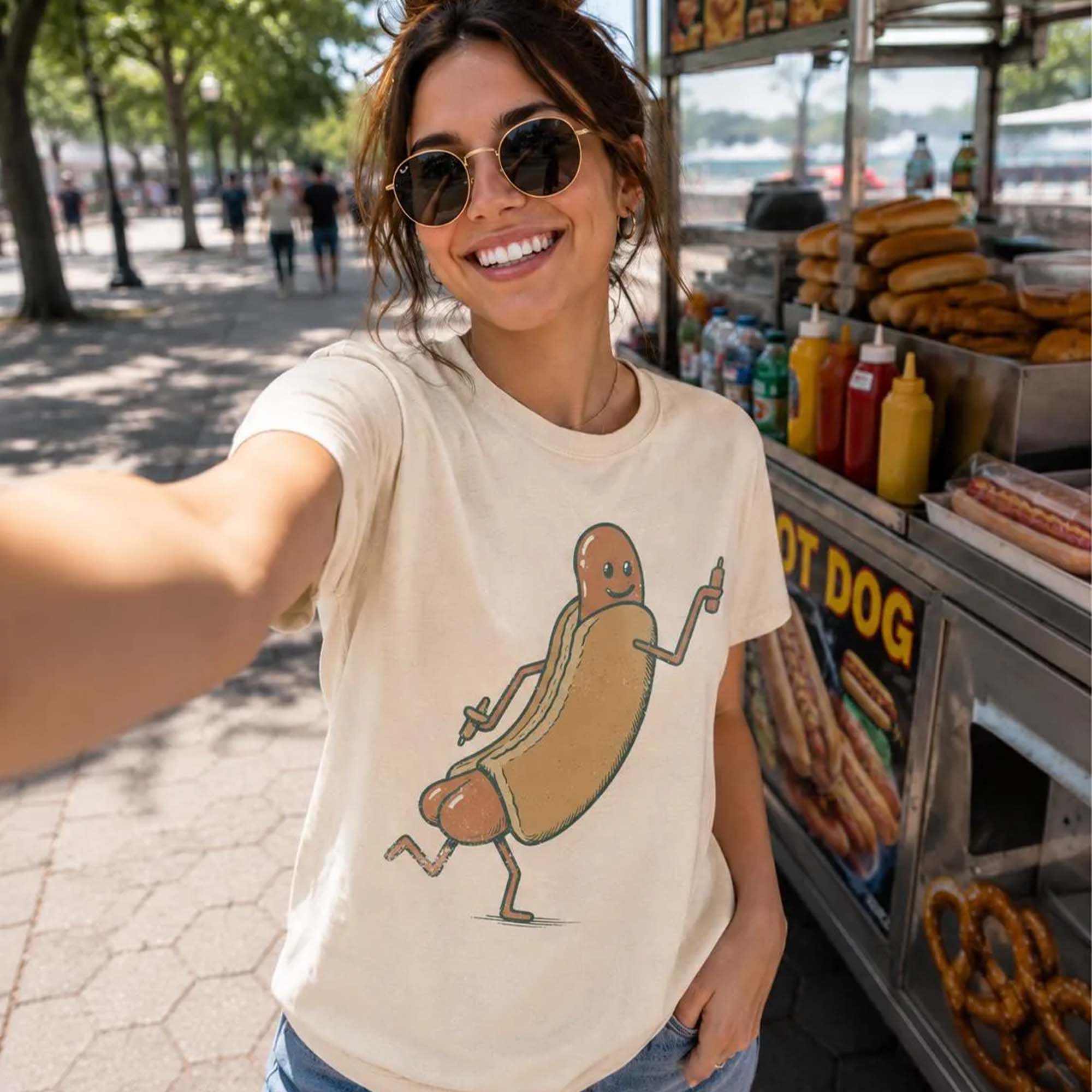 RodyThread Funny Hotdog Graphic T-Shirt Unisex Retro Foodie Cute Wiener Cartoon Graphic Tee Casual Vintage Aesthetic Cream Cotton Summer Top Novelty Gag Gift Shirt Classic Comfortable Clothing For Men And Women Daily Wear